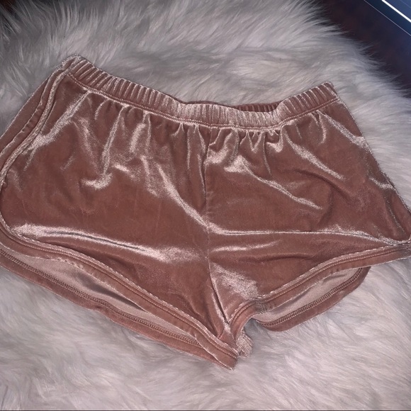 velvet shorts - Picture 1 of 2